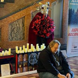 Satanic Holiday Display Destroyed, Beheaded in Iowa Capitol
