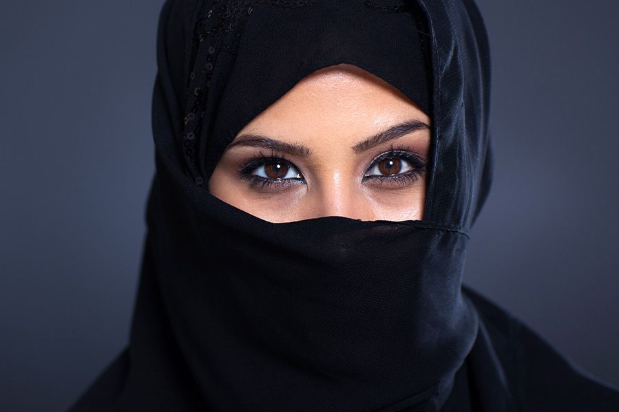 afghan woman in hijab