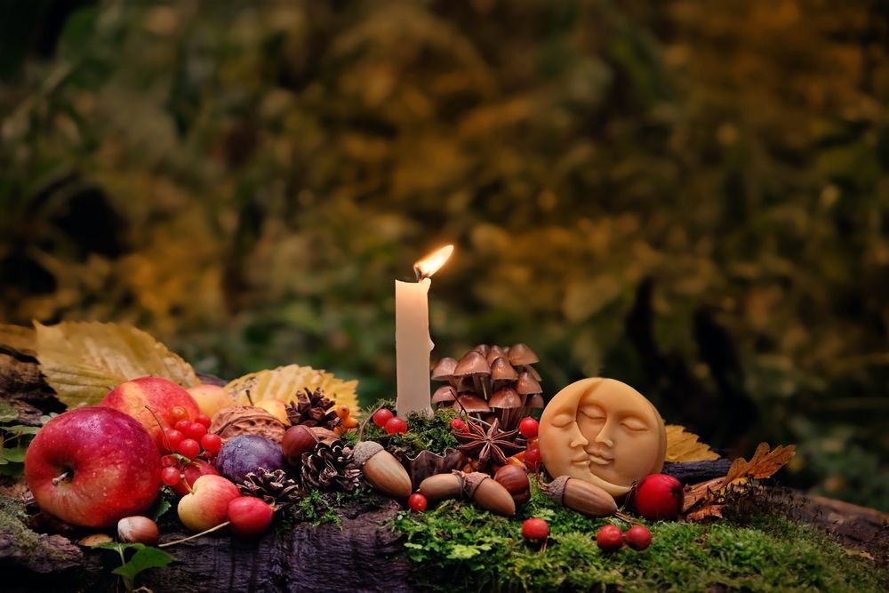 signs of autumn and equinox