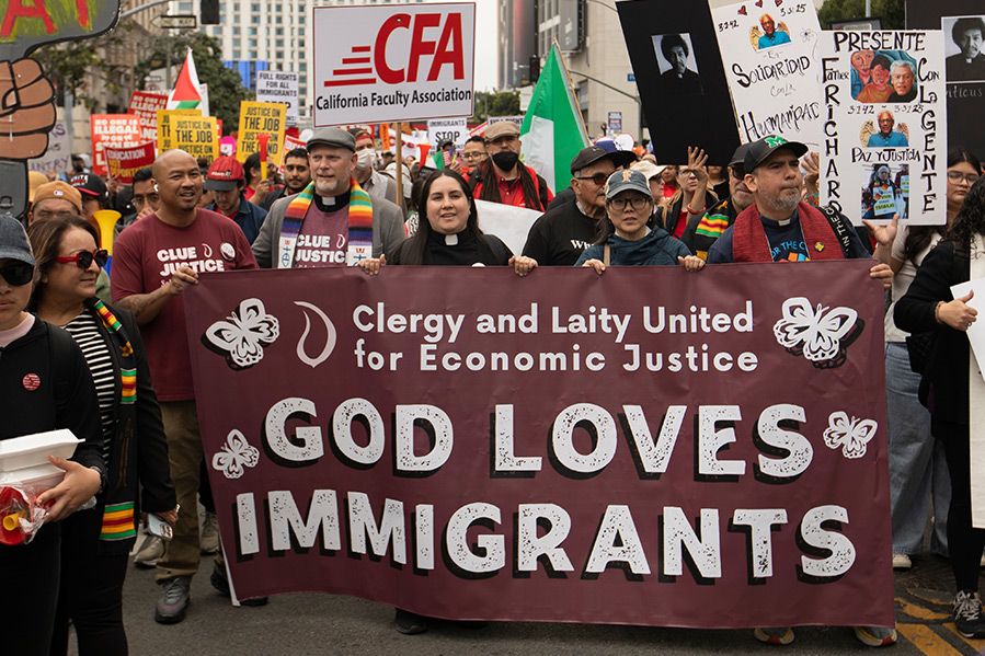clergy protesting ice