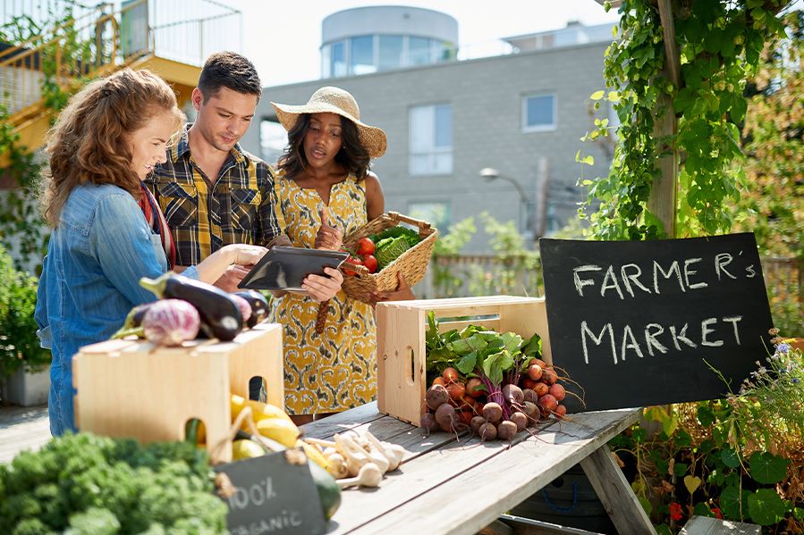 farmer's market sign