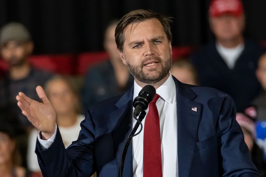 jd vance giving speech