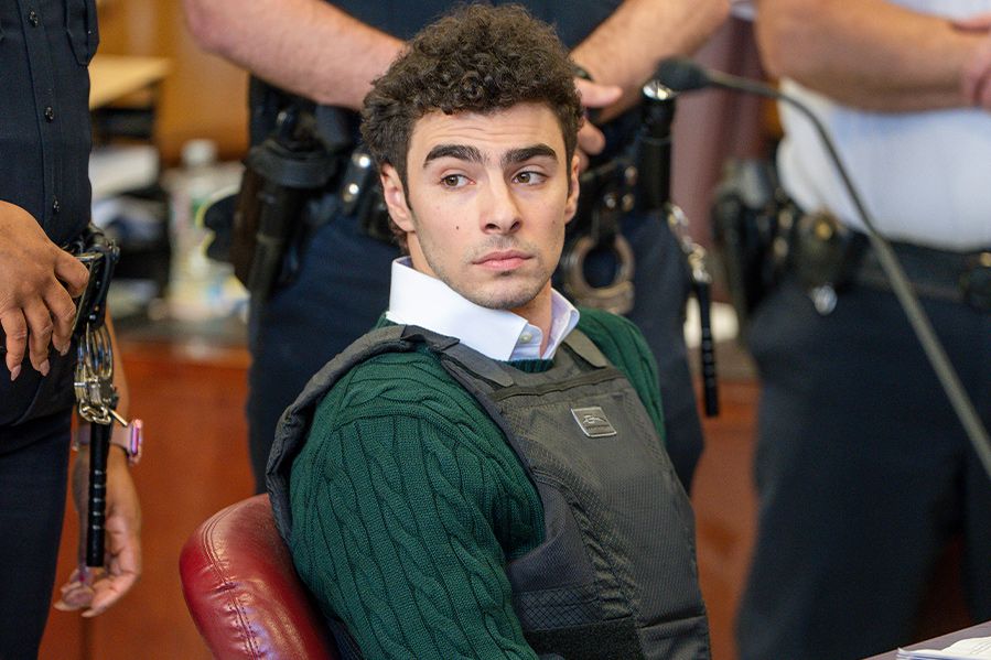 luigi mangione in court