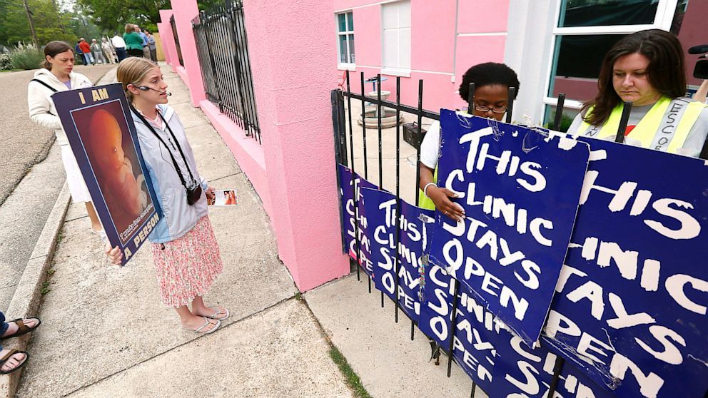 Protest at a Mississippi abortion clinic