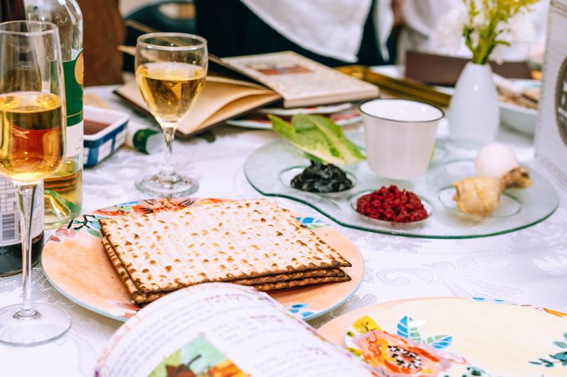 traditional passover seder