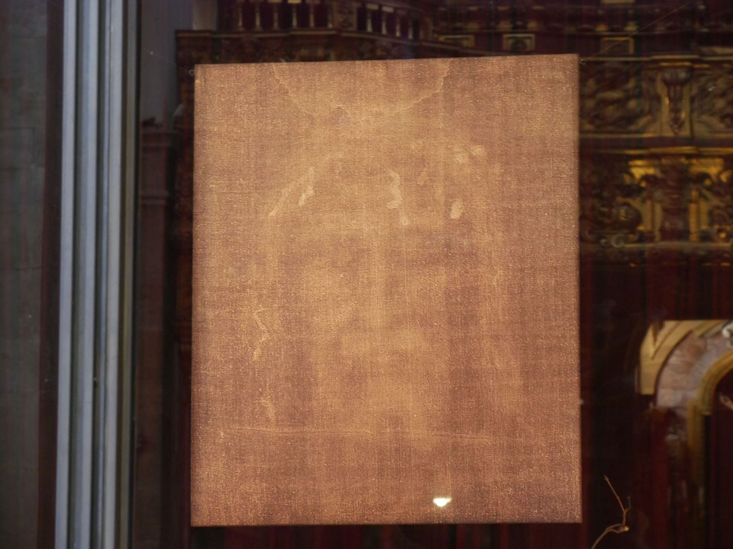 (shroud-of-turin.jpg)