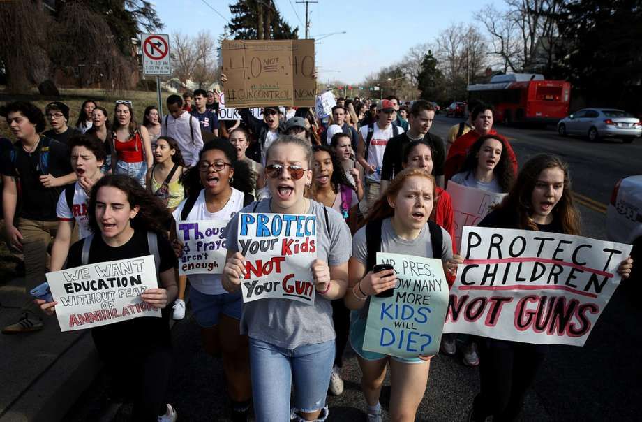 Students protest against gun violence