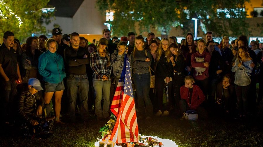 People gather for Thousand Oaks vigil