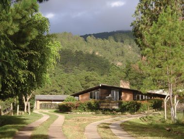 A community hospital in Valle De Angeles.