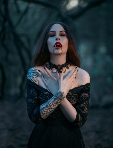 female vampire