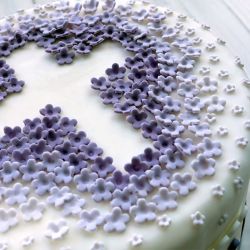 Cake Wars II: Christian Asks LGBT-Owned Cake Shop to Make Anti-Gay Cake