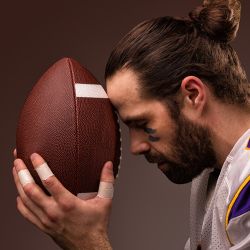 Tennessee Football Coach Removed for Praying on Field With Students