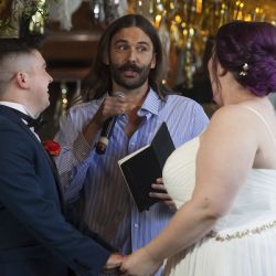 'Queer Eye' Star Jonathan Van Ness Officiates Wedding for Seattle Couple