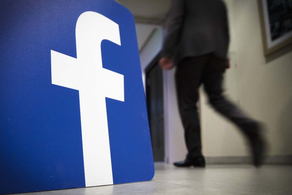 Facebook like buttons